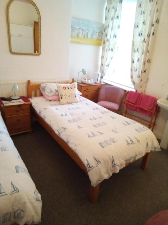 Applebys Guest House Holyhead Quarto foto